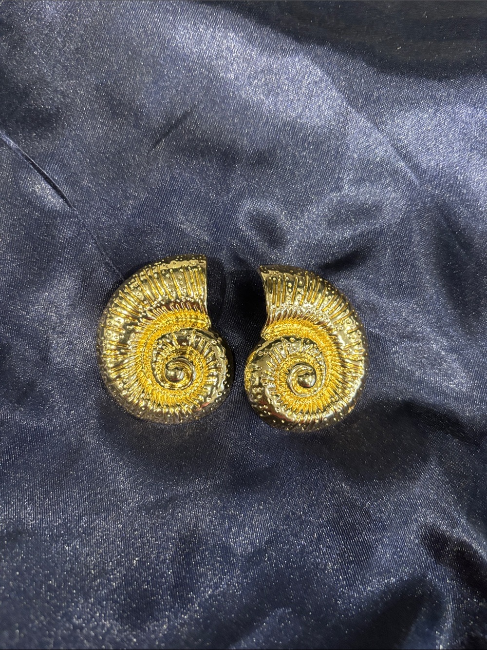 Gold Spiral Shell Earrings – Elegant Women's Jewelry